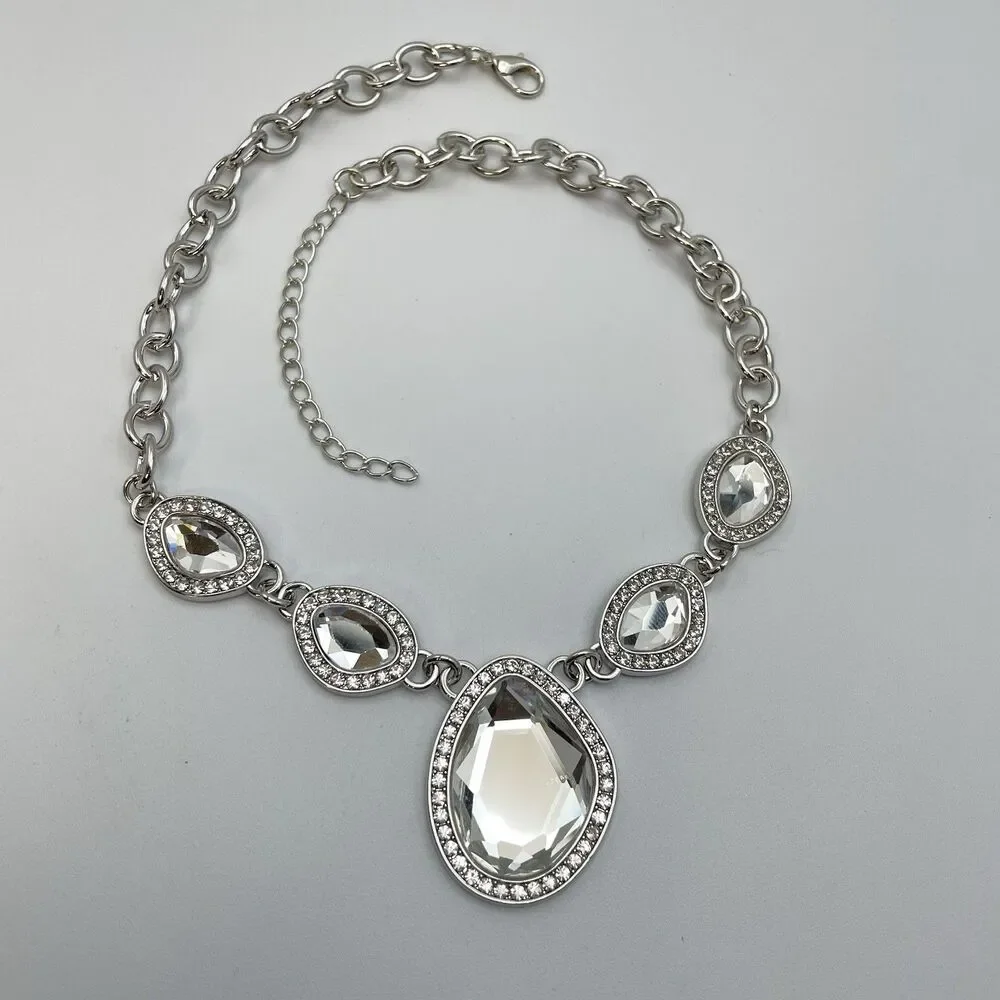 Unbranded stunning silver
